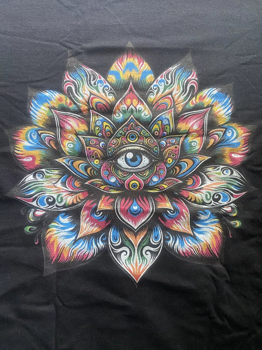 Eye Of The Lotus T-shirt(L)