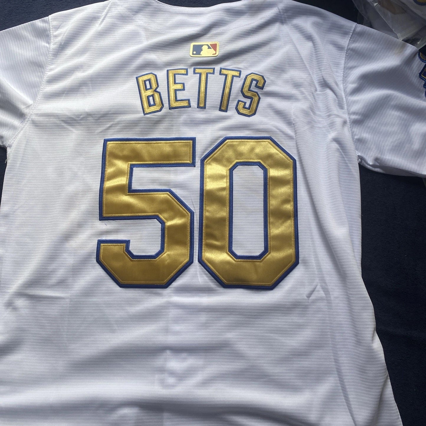 Mookie Betts L.A. Dodgers White 2025 Gold Collection Limited Jersey(L)